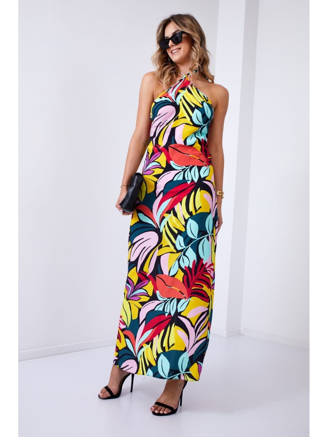 Patterned maxi dress tied around the neck, black 110595 - Online store - Boutique